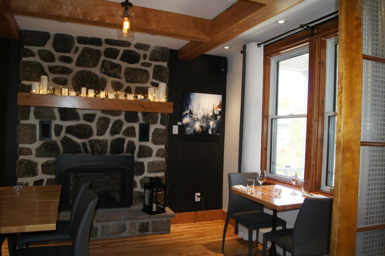 Restaurant Et Gite Les Passionnes Val-David Buitenkant foto